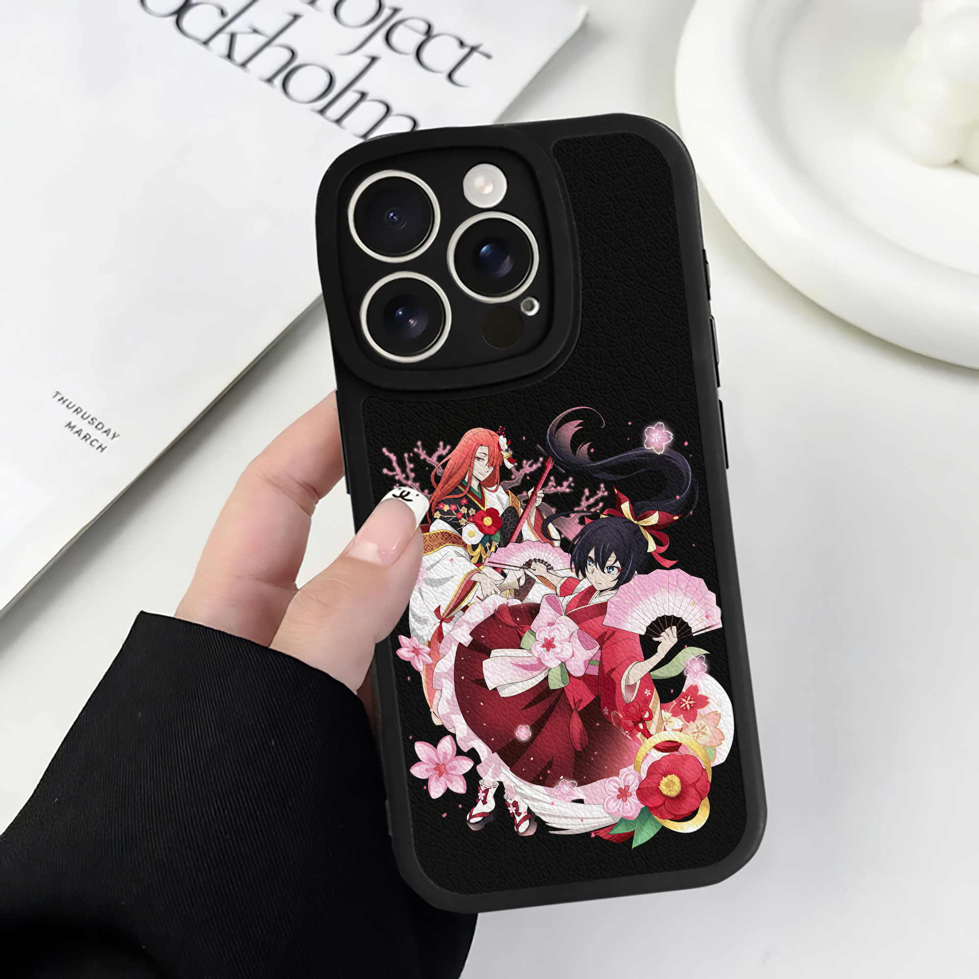 （画像用） 文豪ストレイドッグス Bungo Stray Dogs 【iPhone 16シリーズ対応】シリコンスマホケース（レザー調） 材質：シリコン
